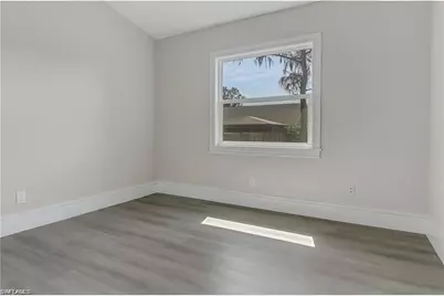 270 Madison Dr, Naples, FL 34110 - Photo 29