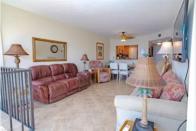 805 River Point Dr #103C, Naples, FL 34102 - Photo 11