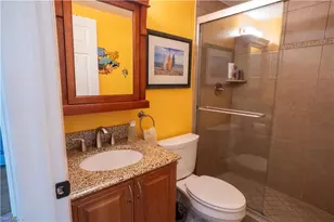 805 River Point Dr, Naples, FL 34102 - Photo 27