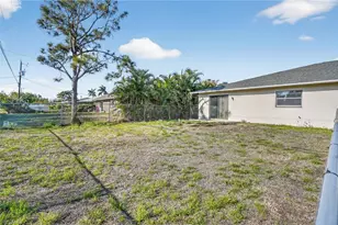 1413/1415 SE 23rd Pl, Cape Coral, FL 33990 - Photo 45