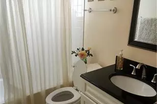 373 Fox Den Cir, Naples, FL 34104 - Photo 13