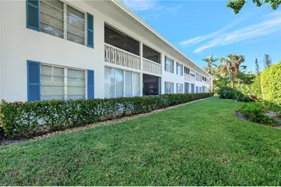 750 Mooring Ln #105, Naples, FL 34102 - Photo 5
