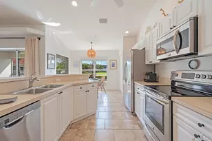 2880 Cypress Trace Cir, Naples, FL 34119 - Photo 3