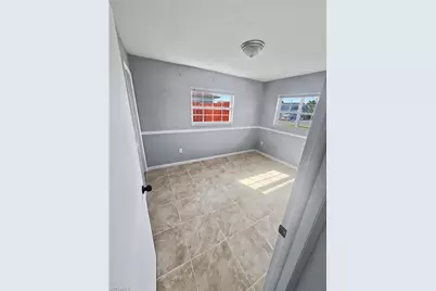 7658 Laurel Valley Rd, Fort Myers, FL 33967 - Photo 9