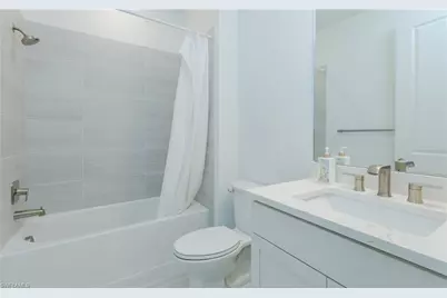 20167 Kingmont Dr, Estero, FL 33928 - Photo 19