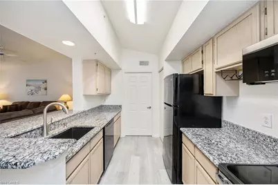 4650 Saint Croix Ln #737, Naples, FL 34109 - Photo 5