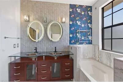 7577 Bristol Cir, Naples, FL 34120 - Photo 21