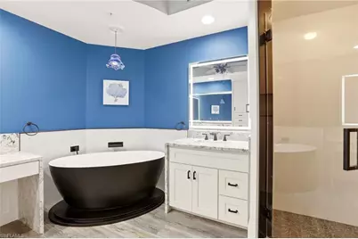 425 Cove Tower Dr #1002, Naples, FL 34110 - Photo 23