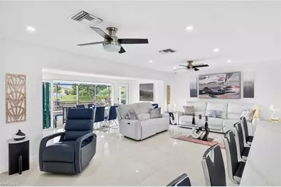 1722 SE 28th St, Cape Coral, FL 33904 - Photo 3