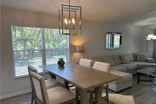 509 Roma Ct, Naples, FL 34110 - Photo 7