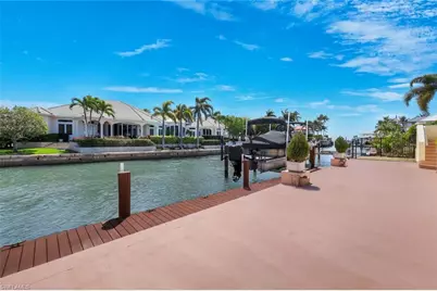 2147 Snook Dr, Naples, FL 34102 - Photo 37