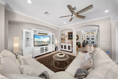 14321 Manchester Dr, Naples, FL 34114 - Photo 7