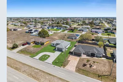 921 Chiquita Blvd N, Cape Coral, FL 33993 - Photo 39