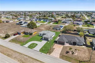 921 Chiquita Blvd N, Cape Coral, FL 33993 - Photo 39