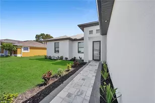 921 Chiquita Blvd N, Cape Coral, FL 33993 - Photo 5