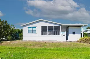 550 Charlemagne Blvd, Naples, FL 34112 - Photo 17