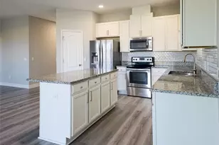 3883 Cabo Rojo Dr, Saint Cloud, FL 34772 - Photo 3