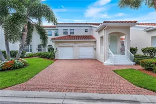 400 L'Ambiance Cir, Naples, FL 34108 - Photo 3