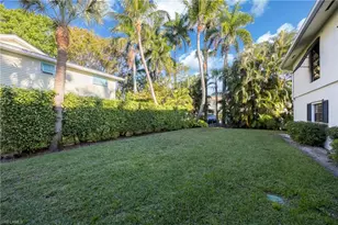 1225 Sandpiper St, Naples, FL 34102 - Photo 27