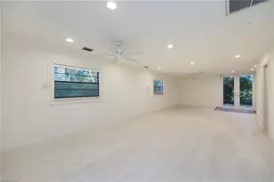 1225 Sandpiper St, Naples, FL 34102 - Photo 21