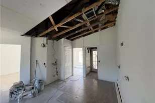 2031 10th Ave NE, Naples, FL 34120 - Photo 13