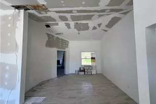 2031 10th Ave NE, Naples, FL 34120 - Photo 7