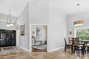 6642 Middlesex Pl, Naples, FL 34104 - Photo 21