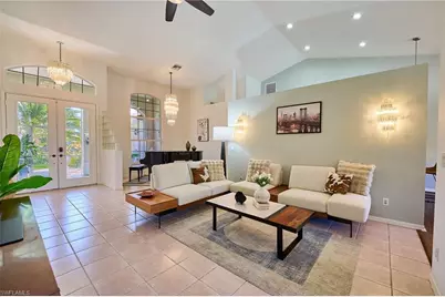 186 Muirfield Cir, Naples, FL 34113 - Photo 15