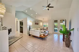 186 Muirfield Cir, Naples, FL 34113 - Photo 17