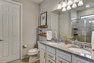 3564 E Hampton Cir, Alva, FL 33920 - Photo 23