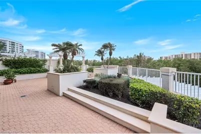 295 Grande Way #T 03, Naples, FL 34110 - Photo 39