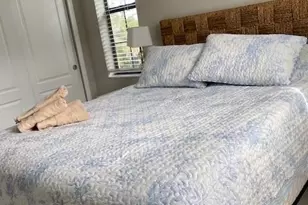 1330 Oceania Dr N, Naples, FL 34113 - Photo 23