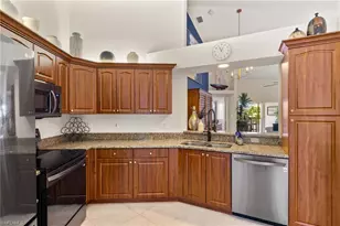 8365 Excalibur Cir, Naples, FL 34108 - Photo 11