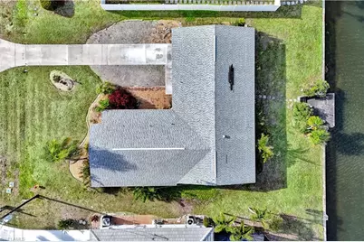 5130 SW 2nd Pl, Cape Coral, FL 33914 - Photo 9