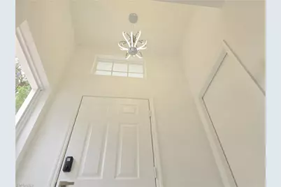 687 Grove Dr, Naples, FL 34120 - Photo 7