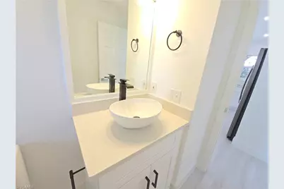 687 Grove Dr, Naples, FL 34120 - Photo 11