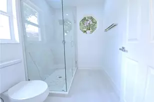 687 Grove Dr, Naples, FL 34120 - Photo 15