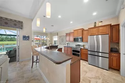 13043 Simsbury Ter, Fort Myers, FL 33913 - Photo 5