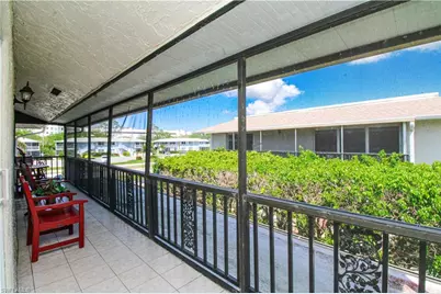 239 Palm Dr #2, Naples, FL 34112 - Photo 5