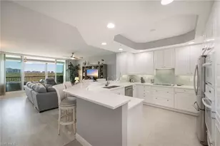 425 Cove Tower Dr, Naples, FL 34110 - Photo 7