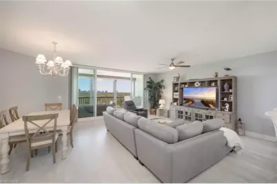 425 Cove Tower Dr #502, Naples, FL 34110 - Photo 5