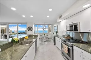 5550 Heron Point Dr, Naples, FL 34108 - Photo 11