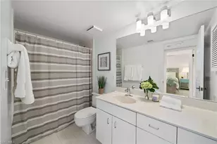 5550 Heron Point Dr, Naples, FL 34108 - Photo 25