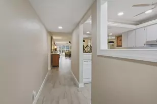 4250 Jack Frost Ct, Naples, FL 34112 - Photo 5