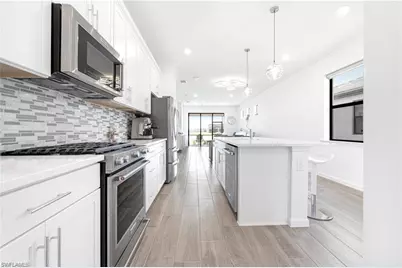 20039 Kingmont Dr, Estero, FL 33928 - Photo 11