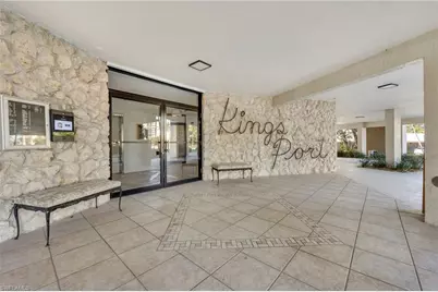 2150 Gulf Shore Blvd N #609, Naples, FL 34102 - Photo 3