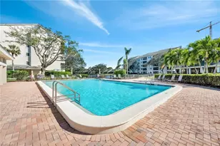 201 Arbor Lake Dr, Naples, FL 34110 - Photo 17