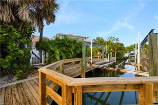 1748 Jewel Box Dr, Sanibel, FL 33957 - Photo 9