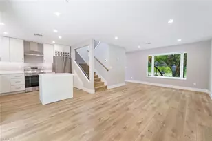 1130 5th St S, Naples, FL 34102 - Photo 5