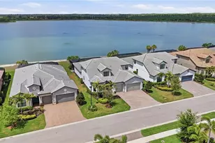 19696 Aqua View Ln, Fort Myers, FL 33913 - Photo 3